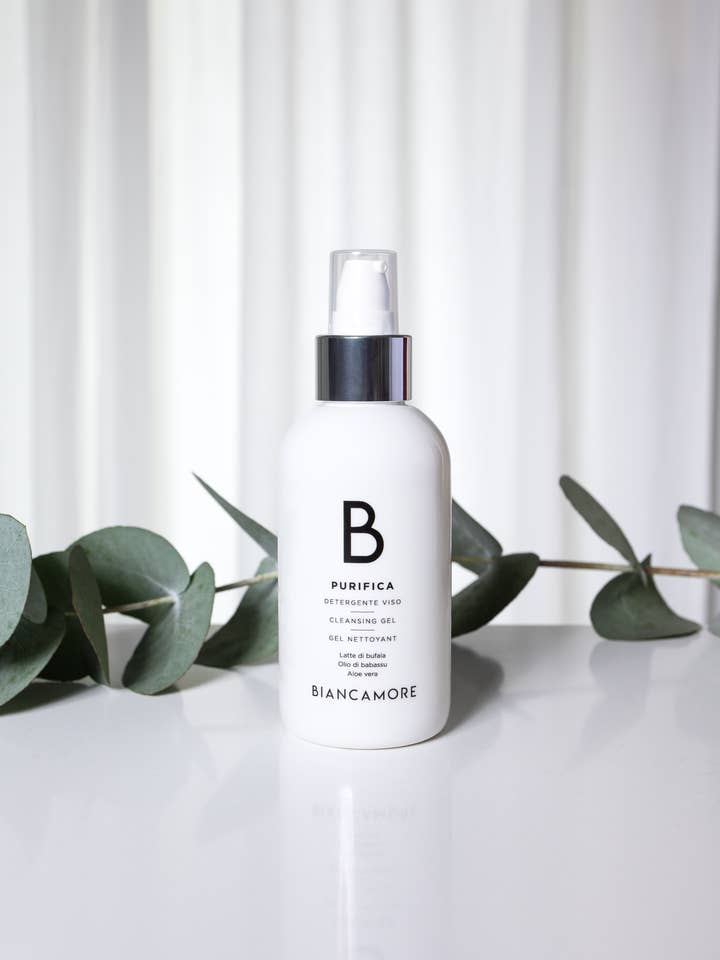 BUFFALO MILK FACIAL CLEANSER for wholesale by BIANCAMORE