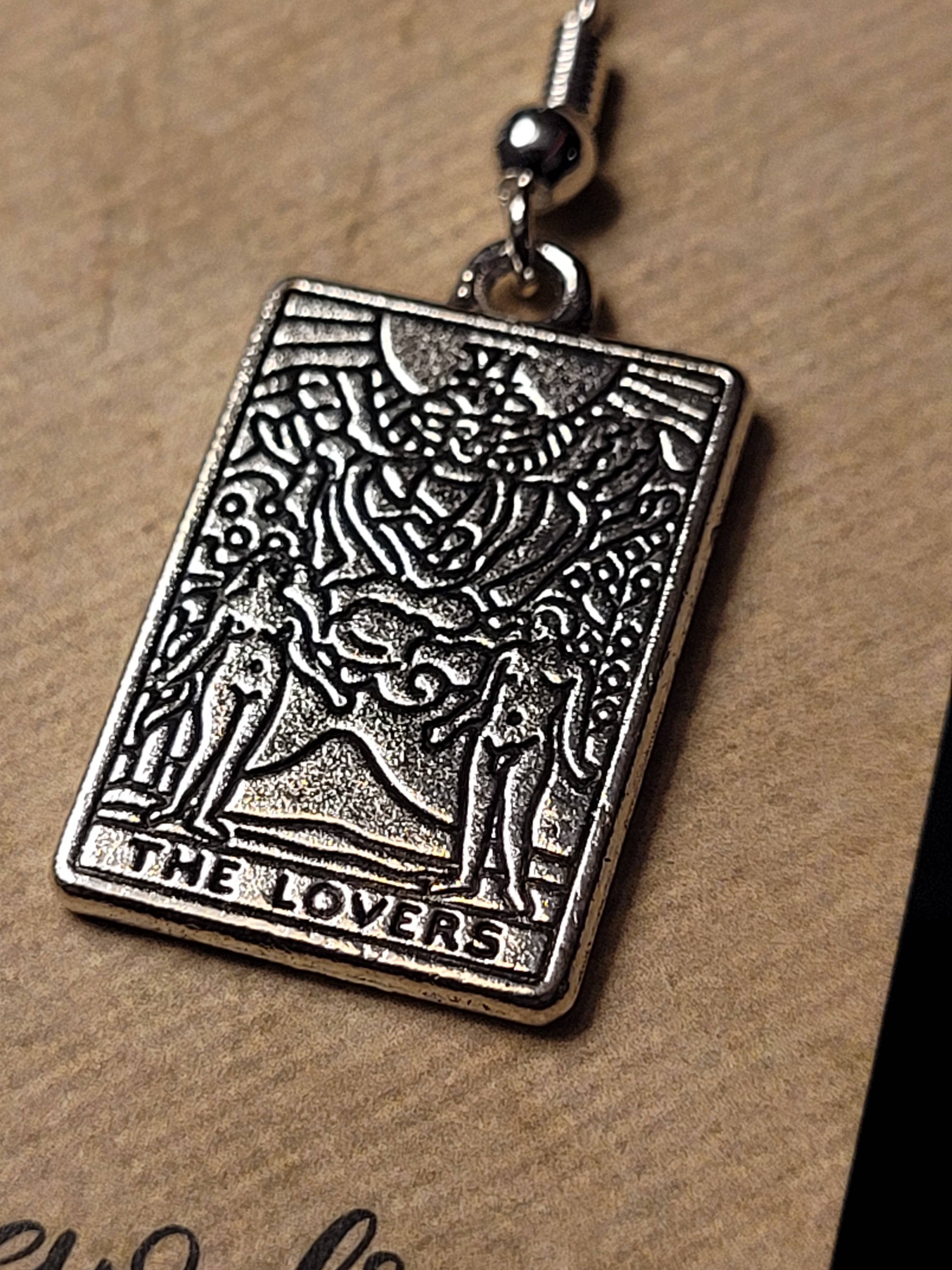 Con-Quest Crafts - Wholesale Dangle Earrings - Silver Tarot cards Earrings - Various card designs.7