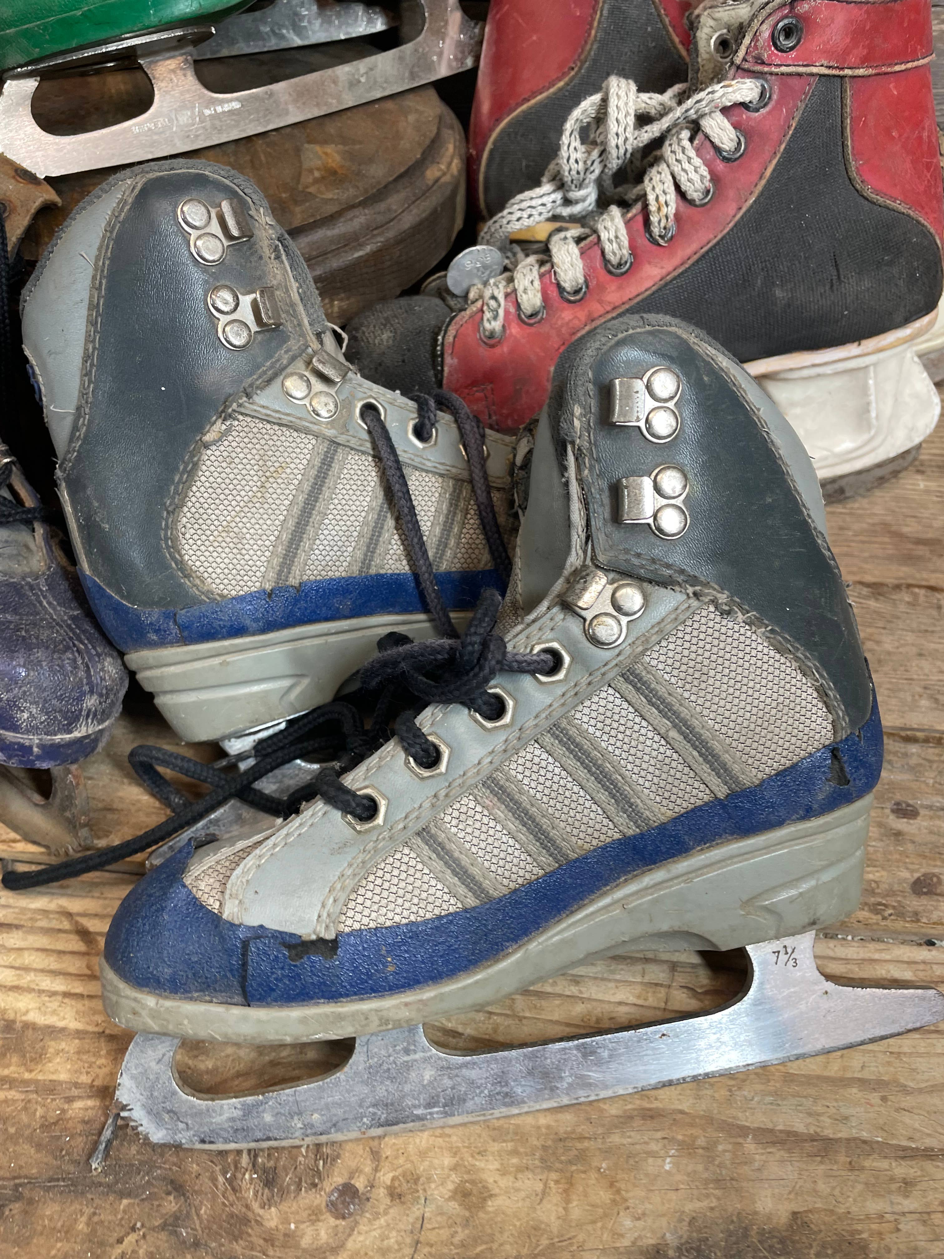 My Amigos Imports - Wholesale Sporting Accessories - Vintage Old Ice Skates-Pair-Skating-WH5-Assorted-$28 3