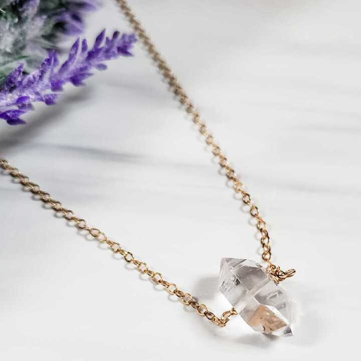 Salt and Sparkle – Colar pingente/pendente por atacado – Colar de cristal Herkimer Diamond Solitaire1