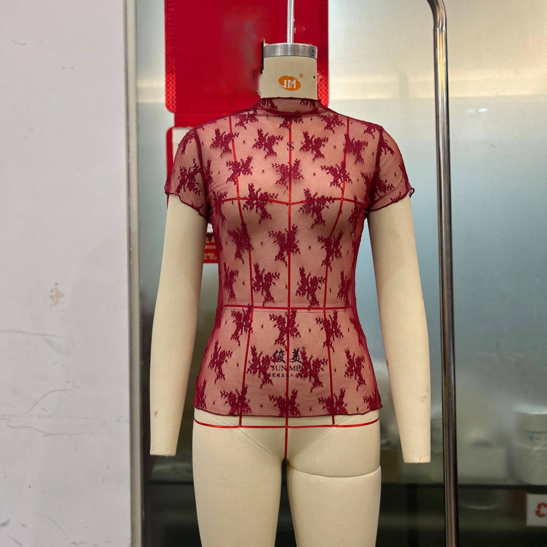 Hope & Sunshine – Großhandel Bluse – Damen – Kurzarm-Top aus transparentem Spitzenmesh2