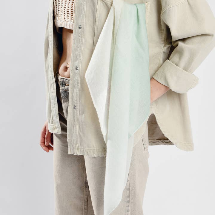 Abstract - Wholesale Scarf - Women's - Hand-dyed degradè scarf in pure cashmere2