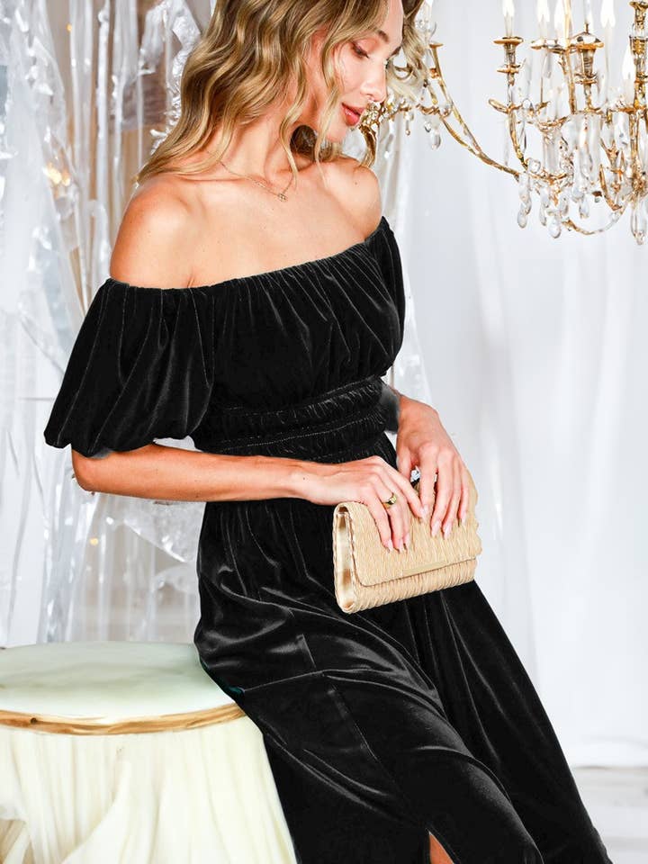 Vine & Love - Wholesale Dress - Women's - Square Neck Puff Sleeve Smocked Velvet Maxi Dress VD82053