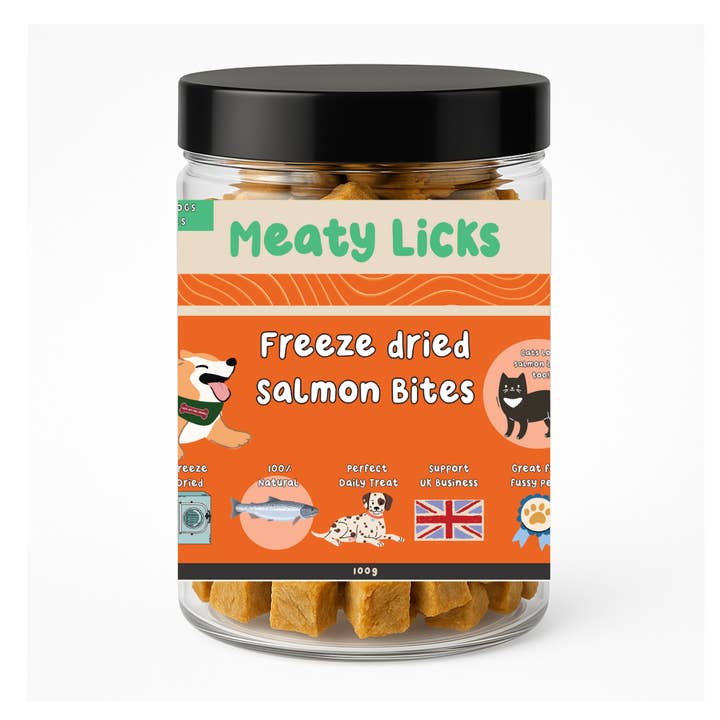 Salmon Bites - freeze dried treats 100g (UK Stockist ONLY) for wholesale by Apex Pet Products (Meaty Bubbles)