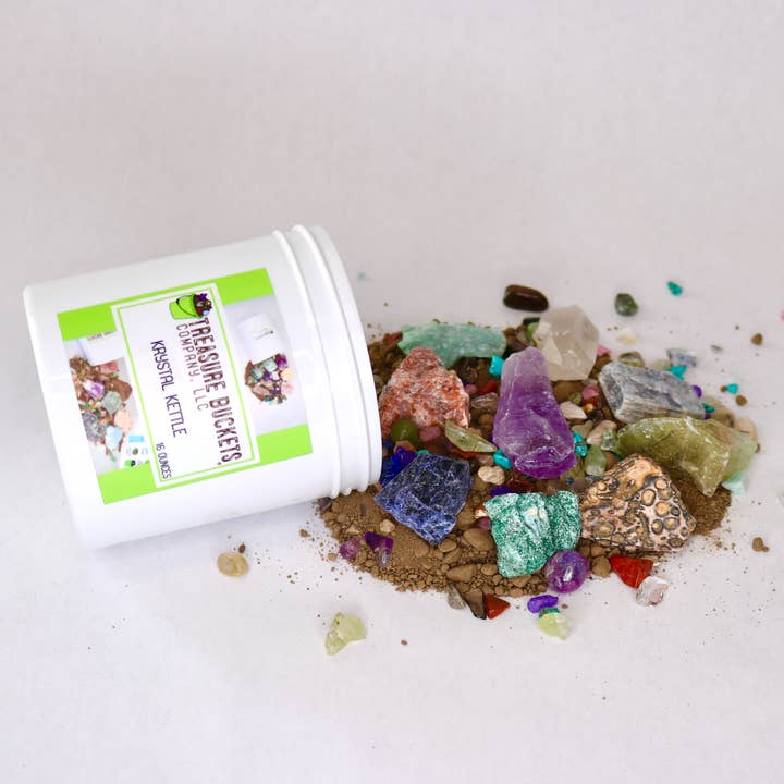 Seau minier Krystal Kettle Gem Pot de 16 oz — Pierres précieuses, cristaux pour la vente par Treasure Buckets Co., LLC