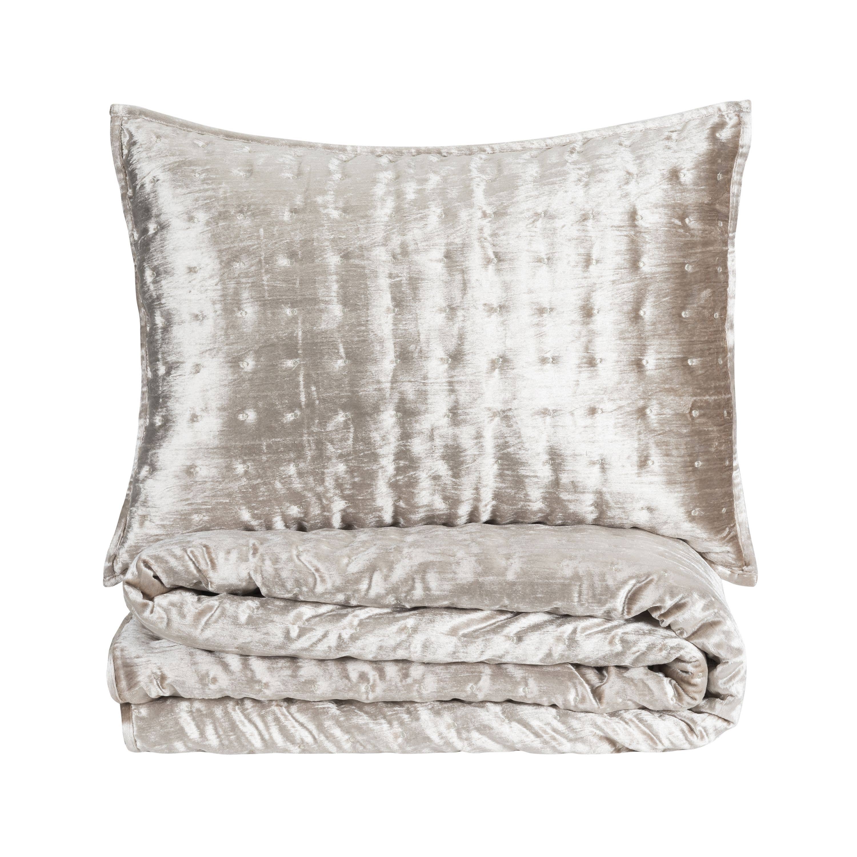 Cloud 9 Design - Wholesale Quilt - Prato Beige Quilt Set1