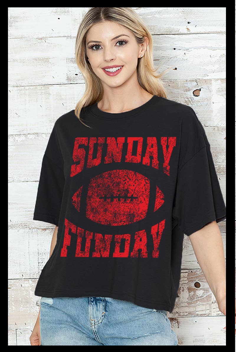2&moon – wholesale Screen printed t-shirt – Women′s – Sunday Funday Football Graphic Crop Tee 6
