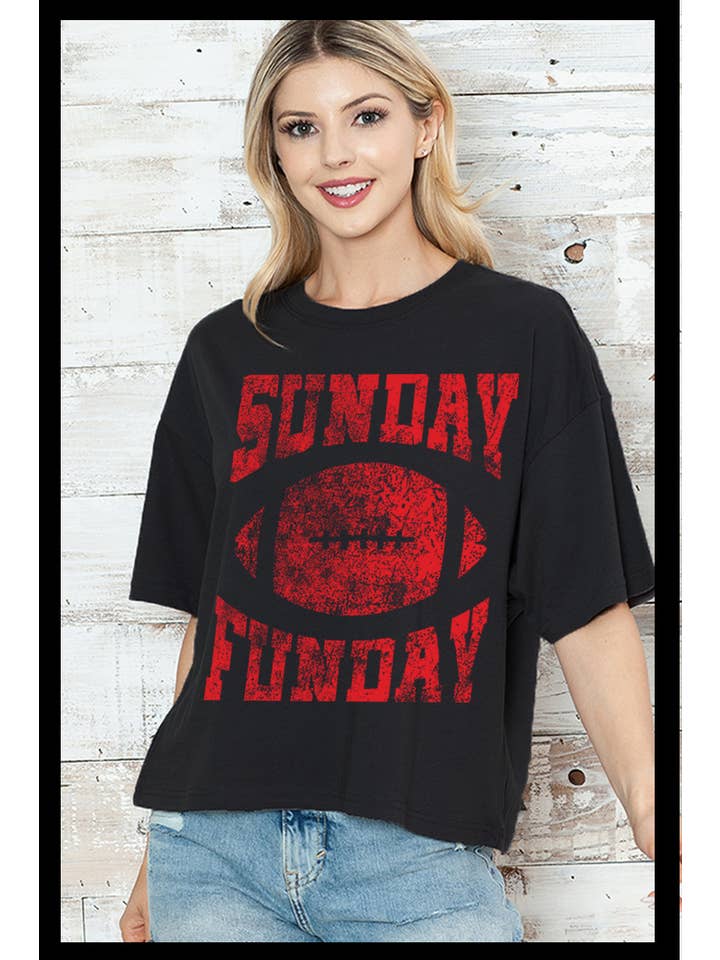 2&moon – wholesale Screen printed t-shirt – Women′s – Sunday Funday Football Graphic Crop Tee 6