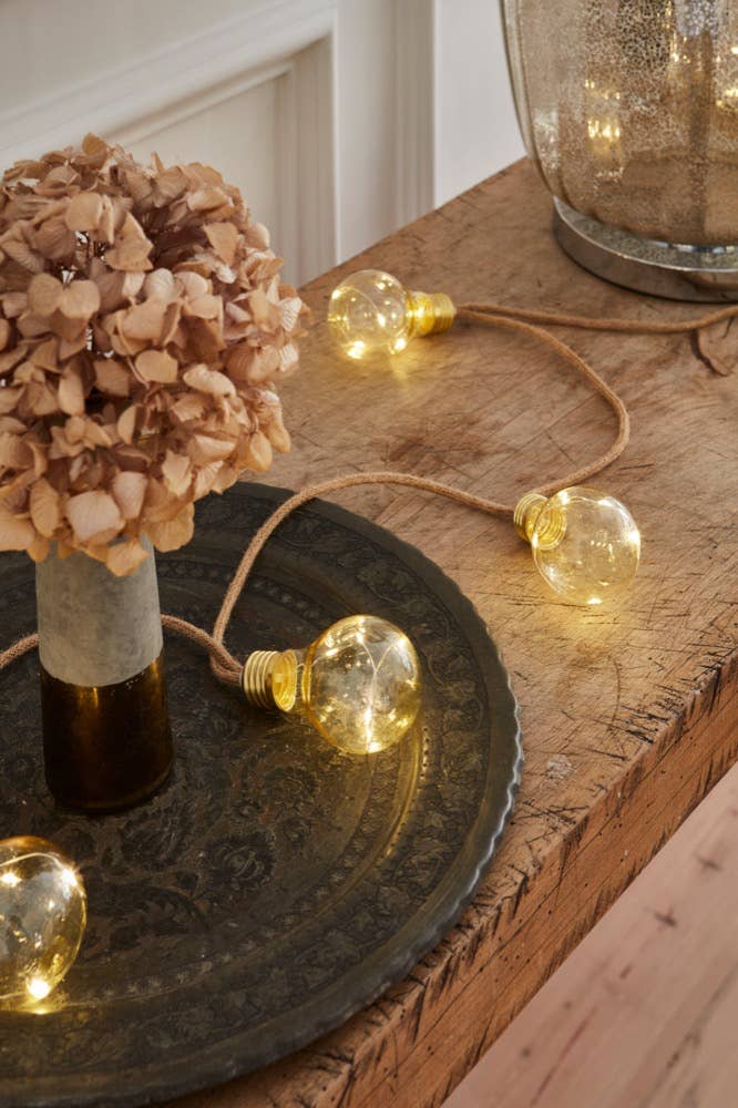 Gold Galaxy Lightbulbs for wholesale on Faire2
