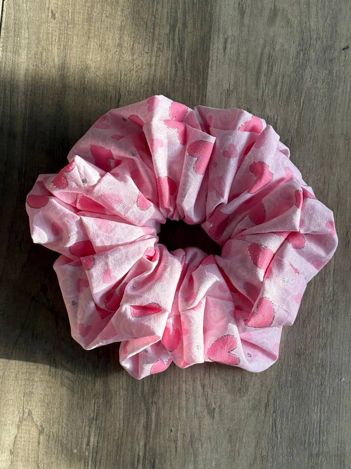 Söta Hjärtat Scrunchie för wholesale av ASAP Craft Supplies