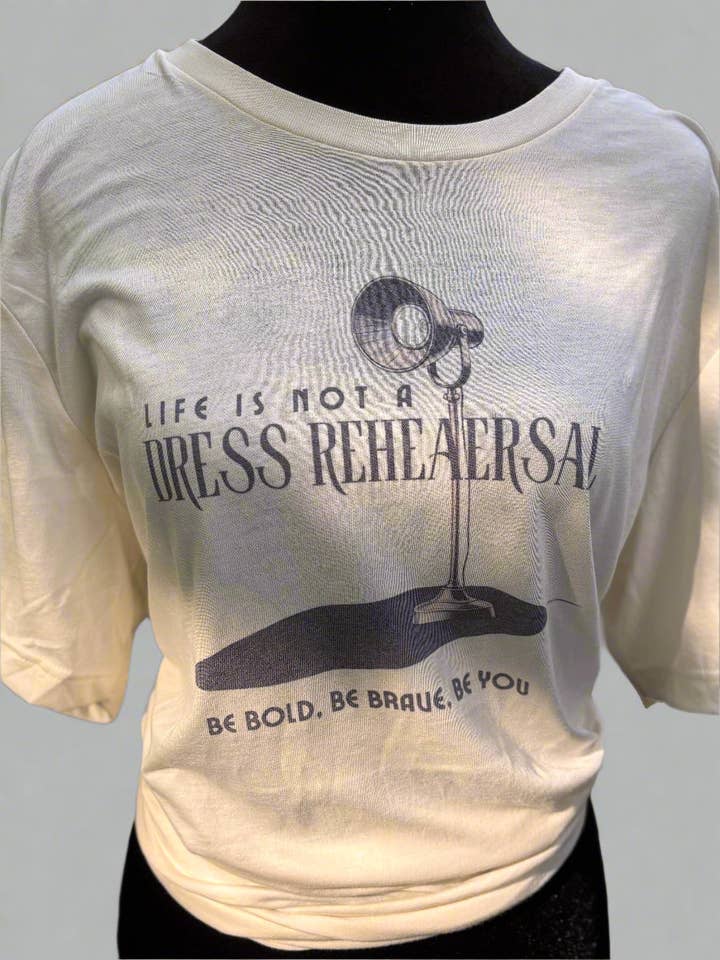 Het leven is geen generale repetitie T-shirt voor wholesale door Accentuate the Positive