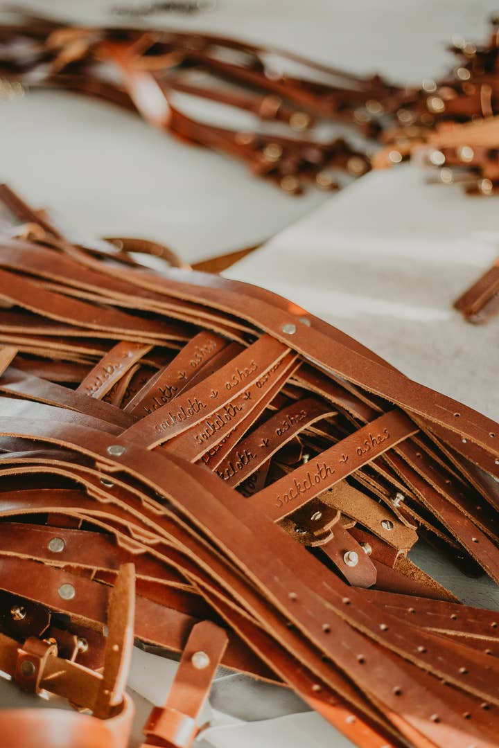 Sackcloth & Ashes - Wholesale Travel Blanket - Leather Blanket Roll Strap3