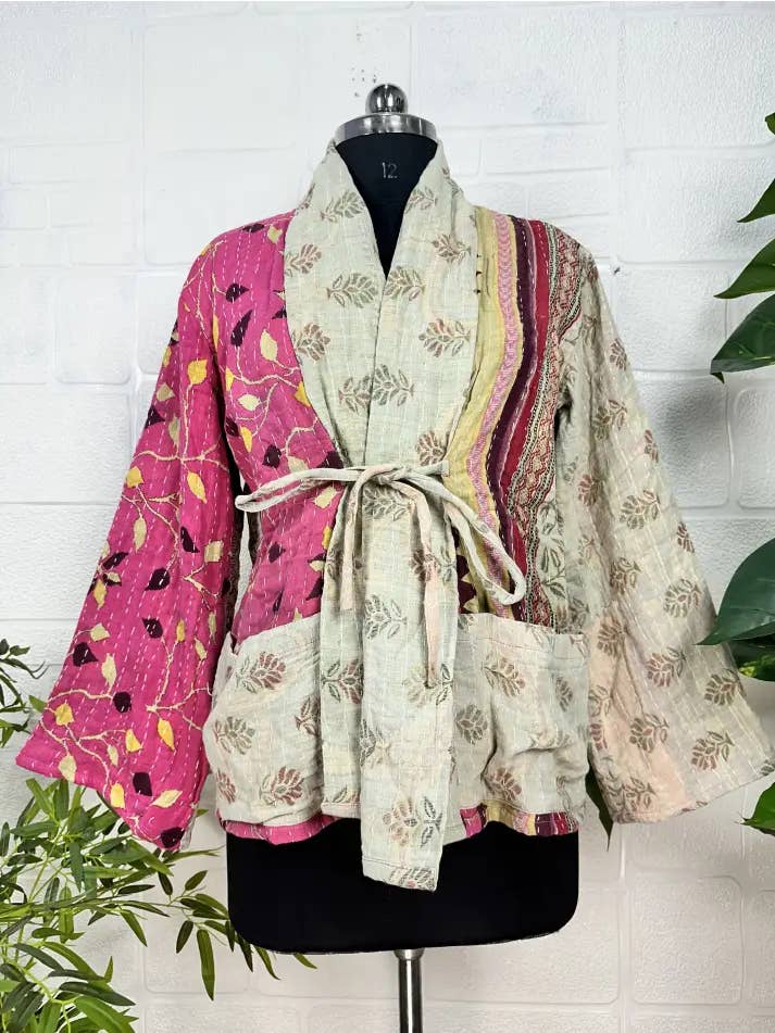 The Eastern Loom – wholesale Jacka - Dam – Vintage Fin Kantha Unik Boho-jacka med kort längd