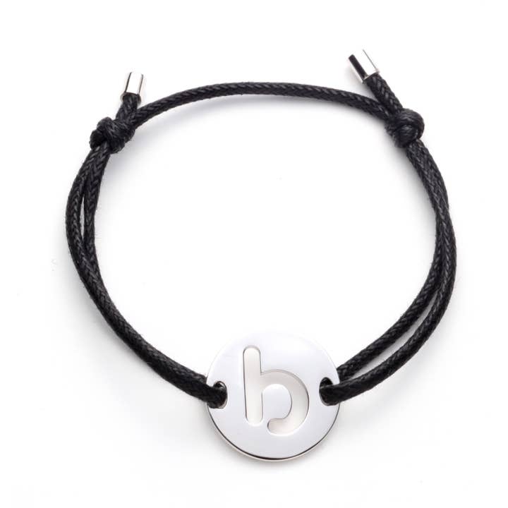 Armband mit Buchstabenmedaille B für den Großhandel von Woo's pure feelings