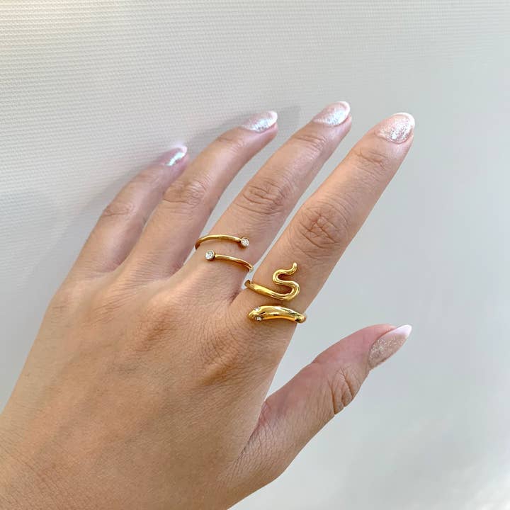 MAI DESIREE – wholesale Band/stacked ring – SOLANGE GOLD SNAKE RING4