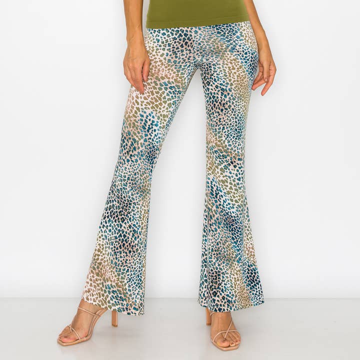 07/2004 - Wholesale Pants - Women's - Printed Flared Legging Pant