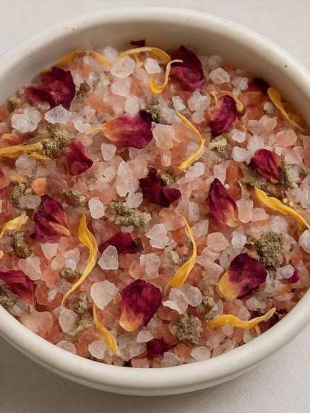 Heart Release: Bath Soak for wholesale by LMH Apothecary