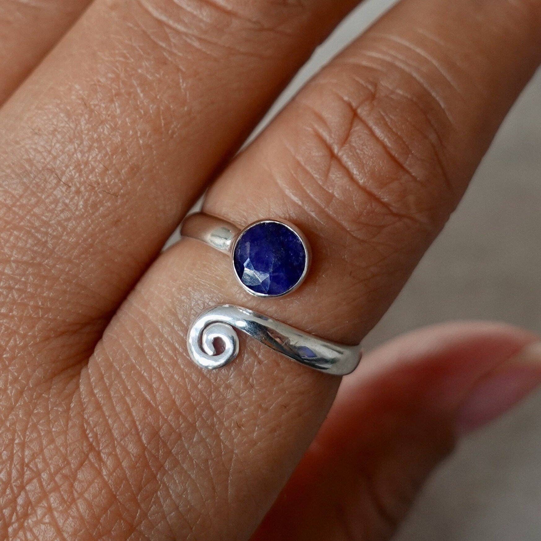 Mistry Gems - Wholesale Single Stone/Solitaire Ring - Unisex Adjustable Wrap Sapphire Ring | 925 Sterling Silver4