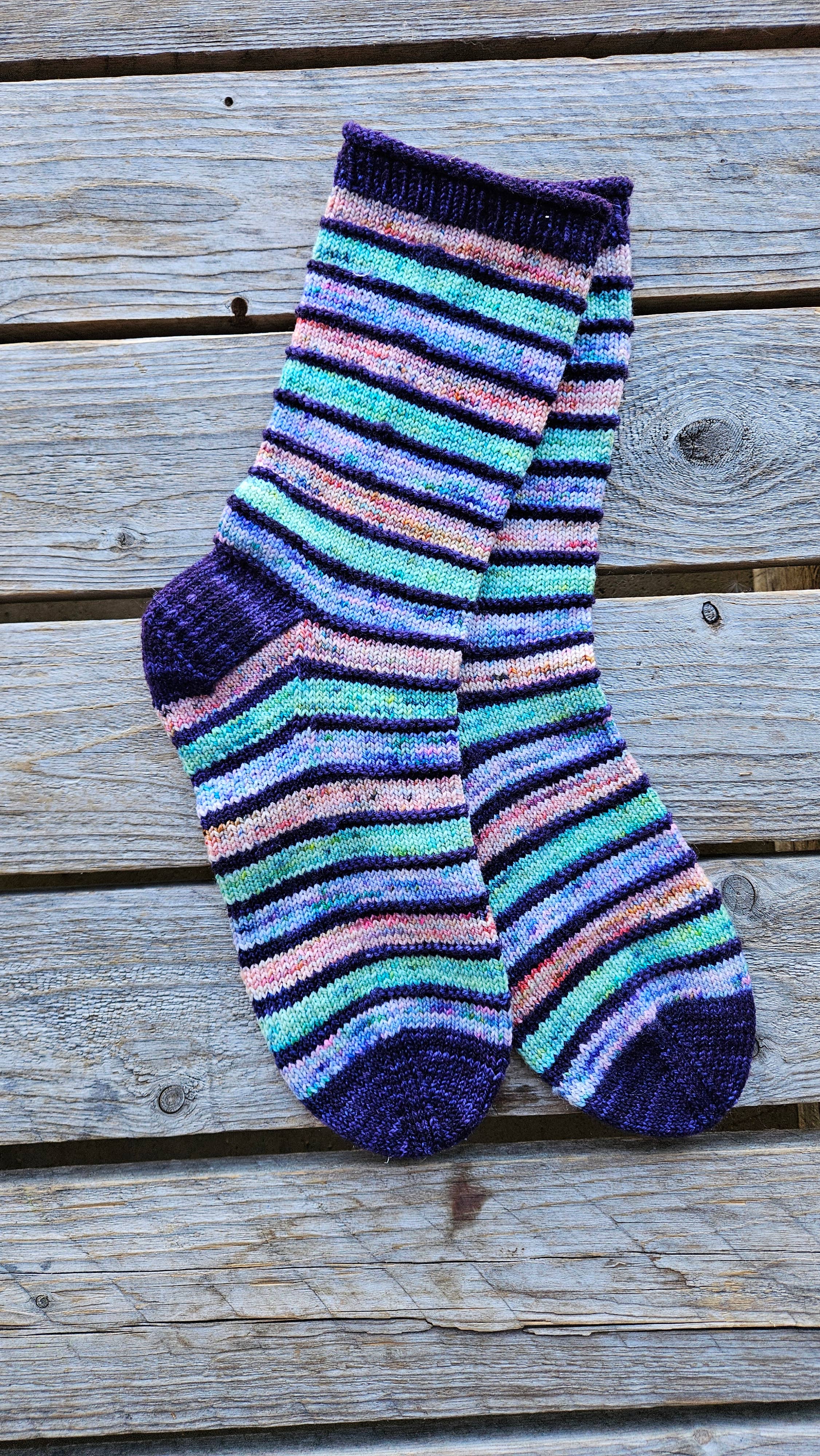 Koigu Wool Designs - Venta al por mayor Hilos - Kit de tejer calcetines a rayas10