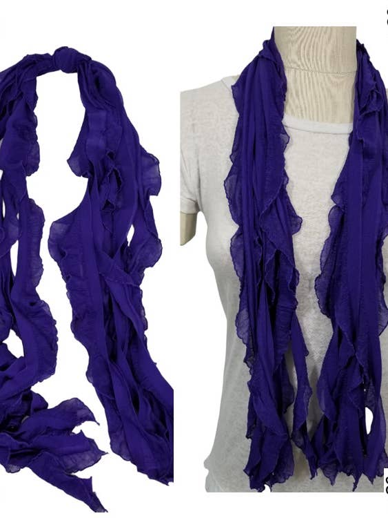 Foulard Flutter violet foncé pour la vente par AIR Artsy Accessories