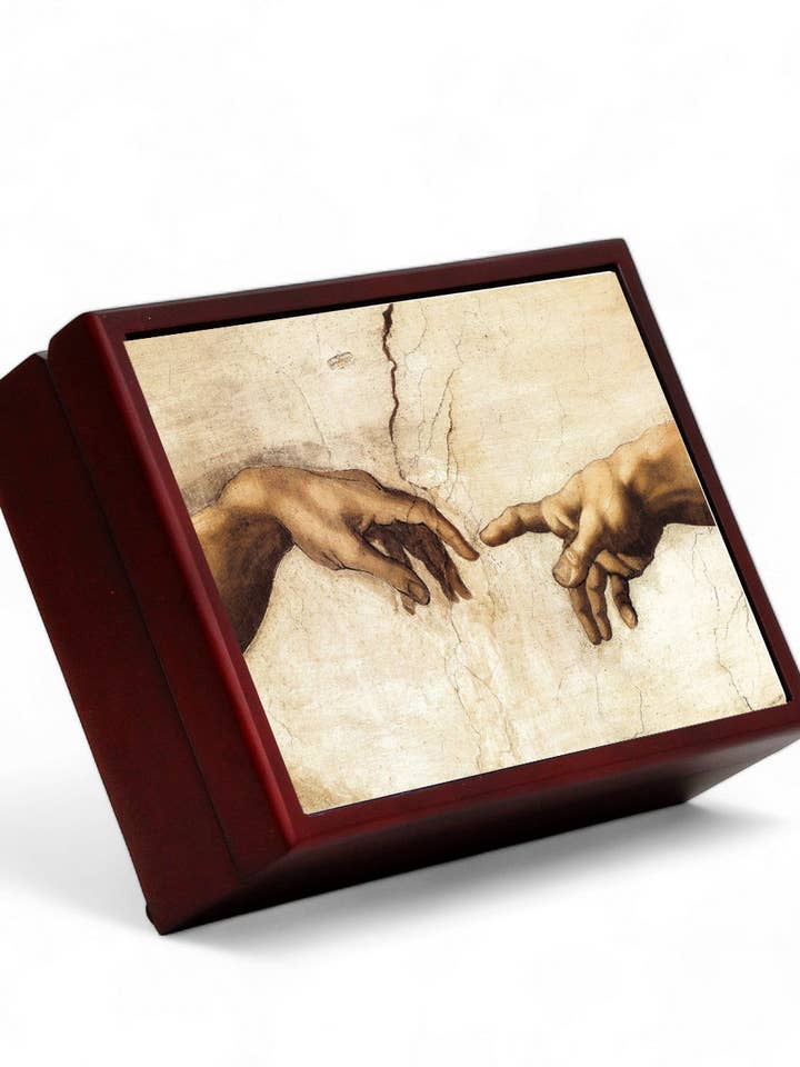 COLECCIÓN WOOD BOXES: Caja grande de madera forrada con azulejos estampados - Ópera «Detalle de la creación de Adán» de Michelangelo Buonarroti para venta al por mayor de SublimArt