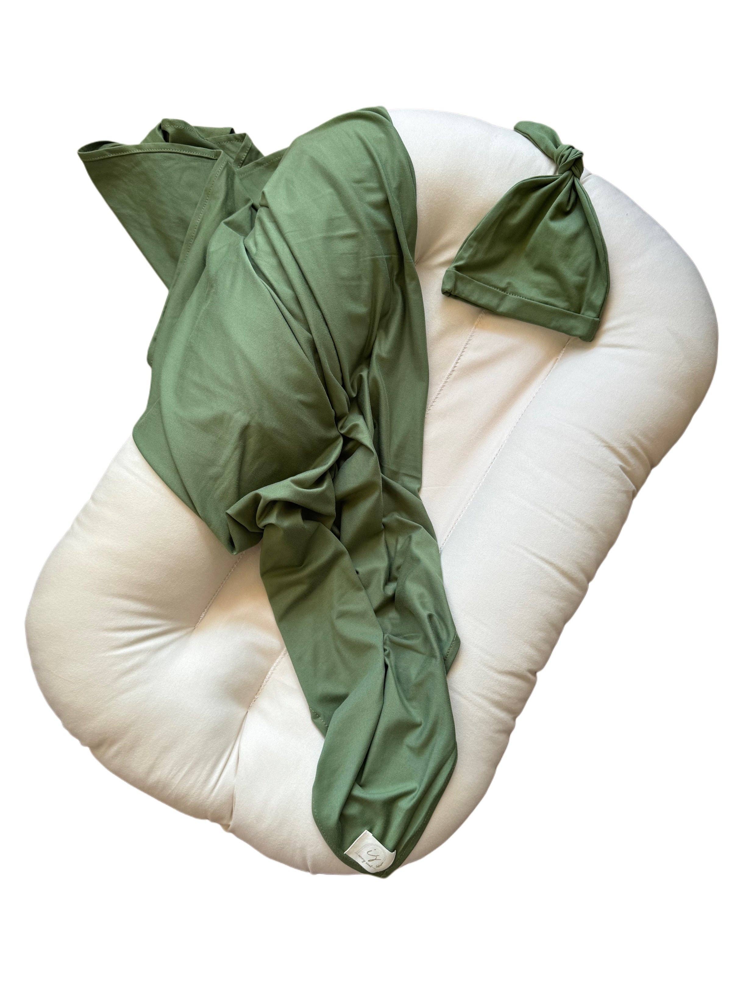 Ivory Soul - Venta al por mayor Juego de mantitas - Bebé - manta elástica para bebés de punto elástico y gorro con nudo en la parte superior | verde oliva1