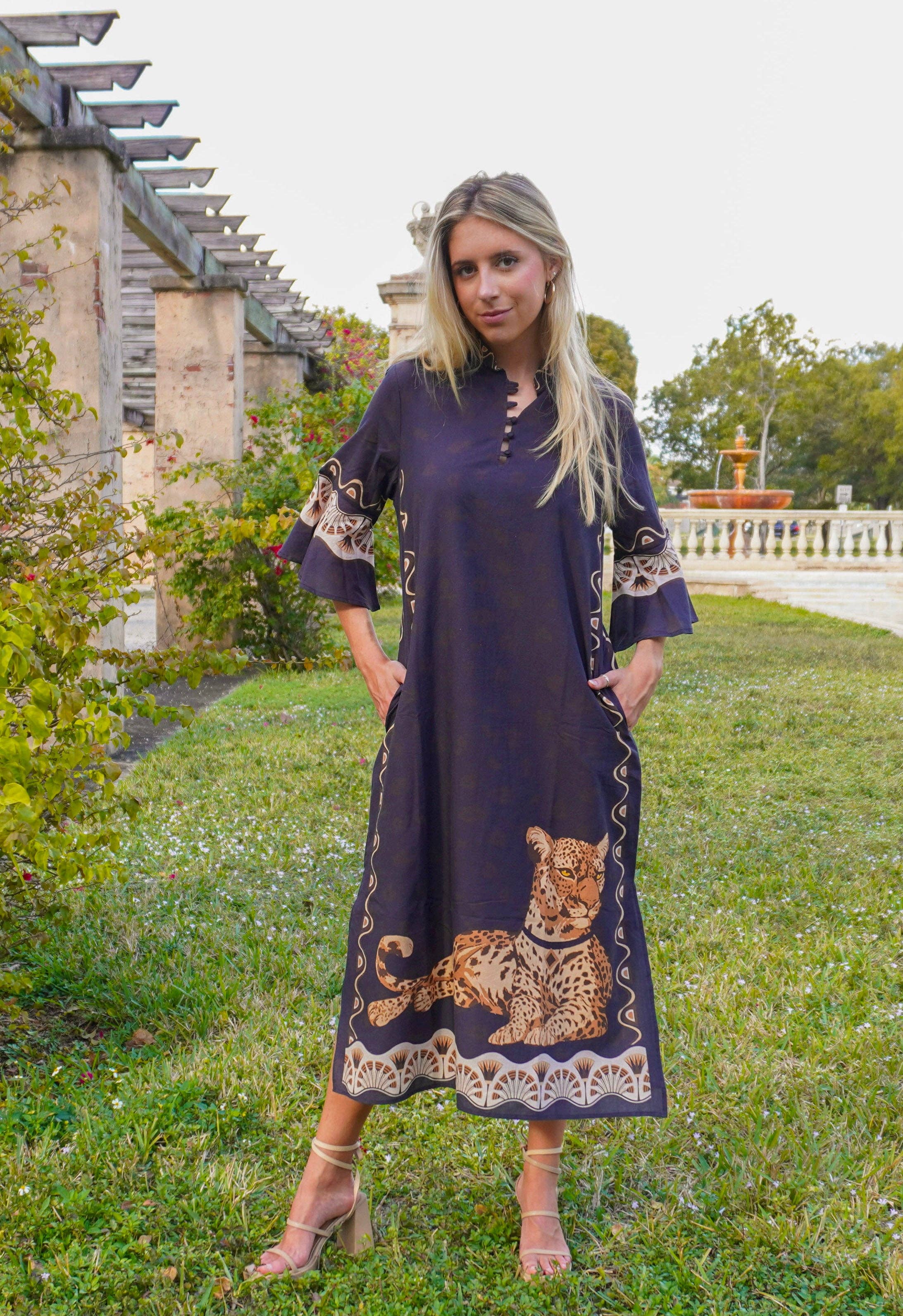 IslaPayal - Wholesale Dress - Women's - COMO MIDI | CHEETAH BLACK