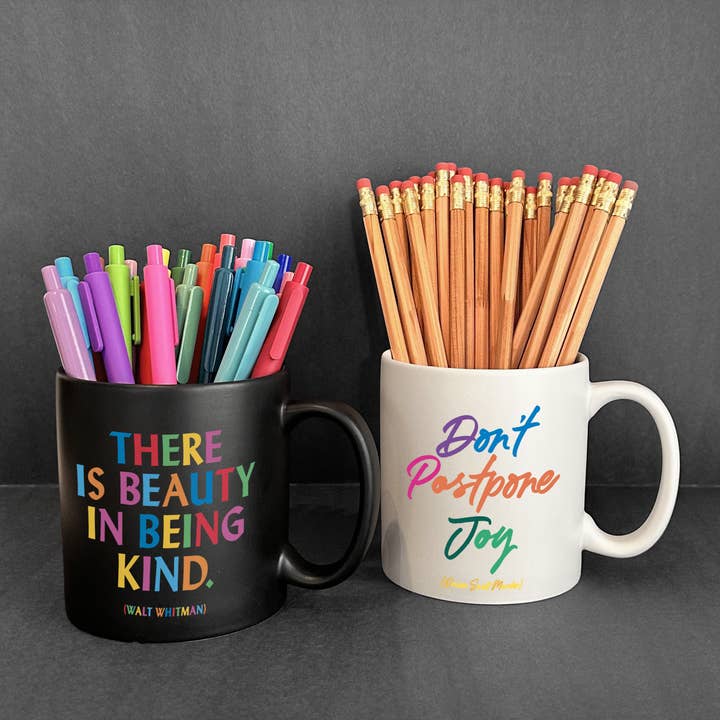 Quotable - Wholesale Coffee Mug - Mugs - GD324 - Believe There Is Good (Theo G. Soares)