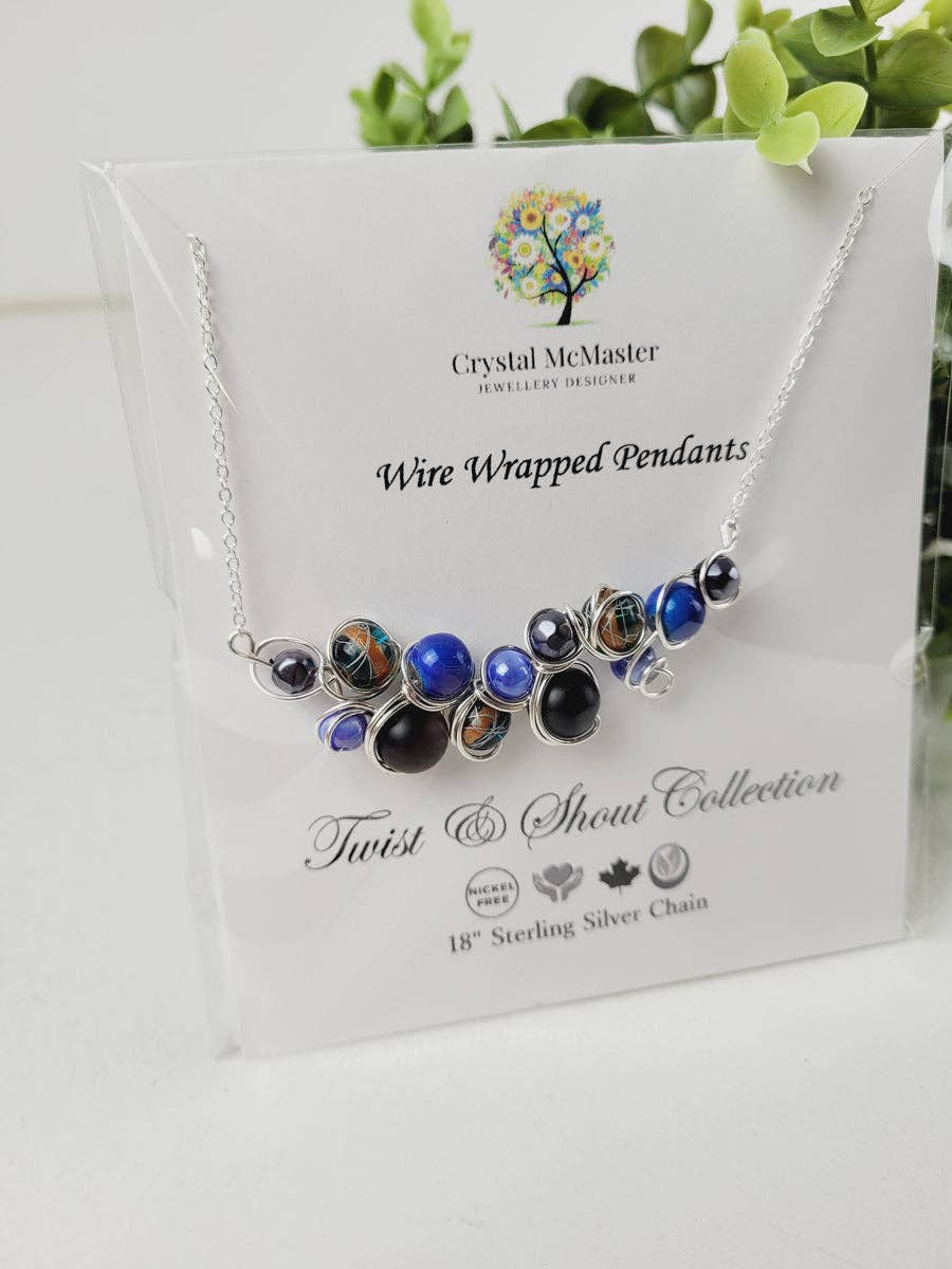 Crystal McMaster Jewellery Designer - Vendita all'ingrosso Parure di gioielli - Collezione di collane fatte a mano avvolte in filo metallico - 8 collane3