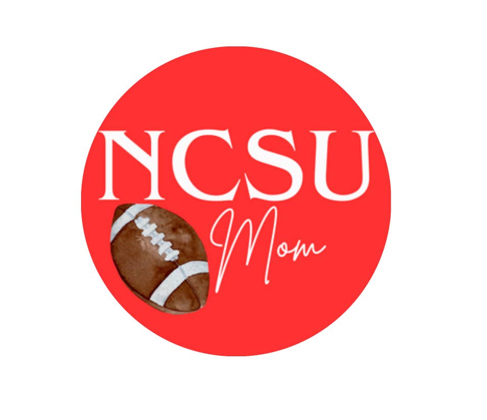 Ella Blue Boutique - Wholesale Lapel Pin/Button - NCSU - Mom Button0