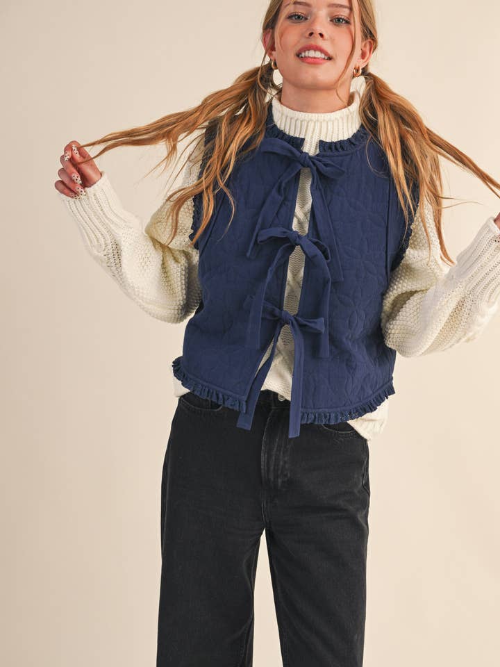 &MERCI - Wholesale Outerwear Vest - Women's - FLORAL QUILTED LACE TRIM BOW TYING VEST MJK41138