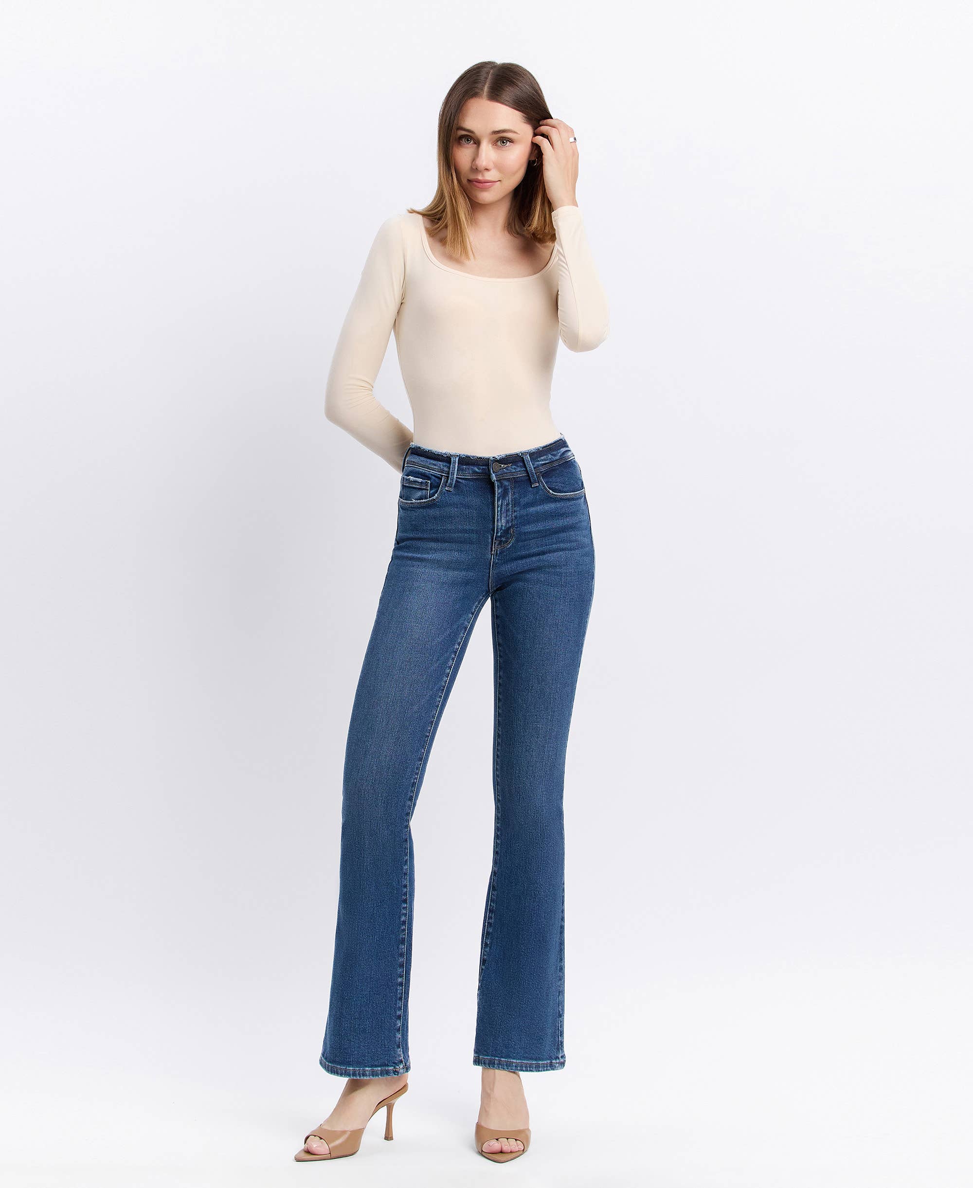 AMETHYST MID RISE SEAMLESS WAISTBAND BOOTCUT JEANS T6105 for wholesale on Faire3