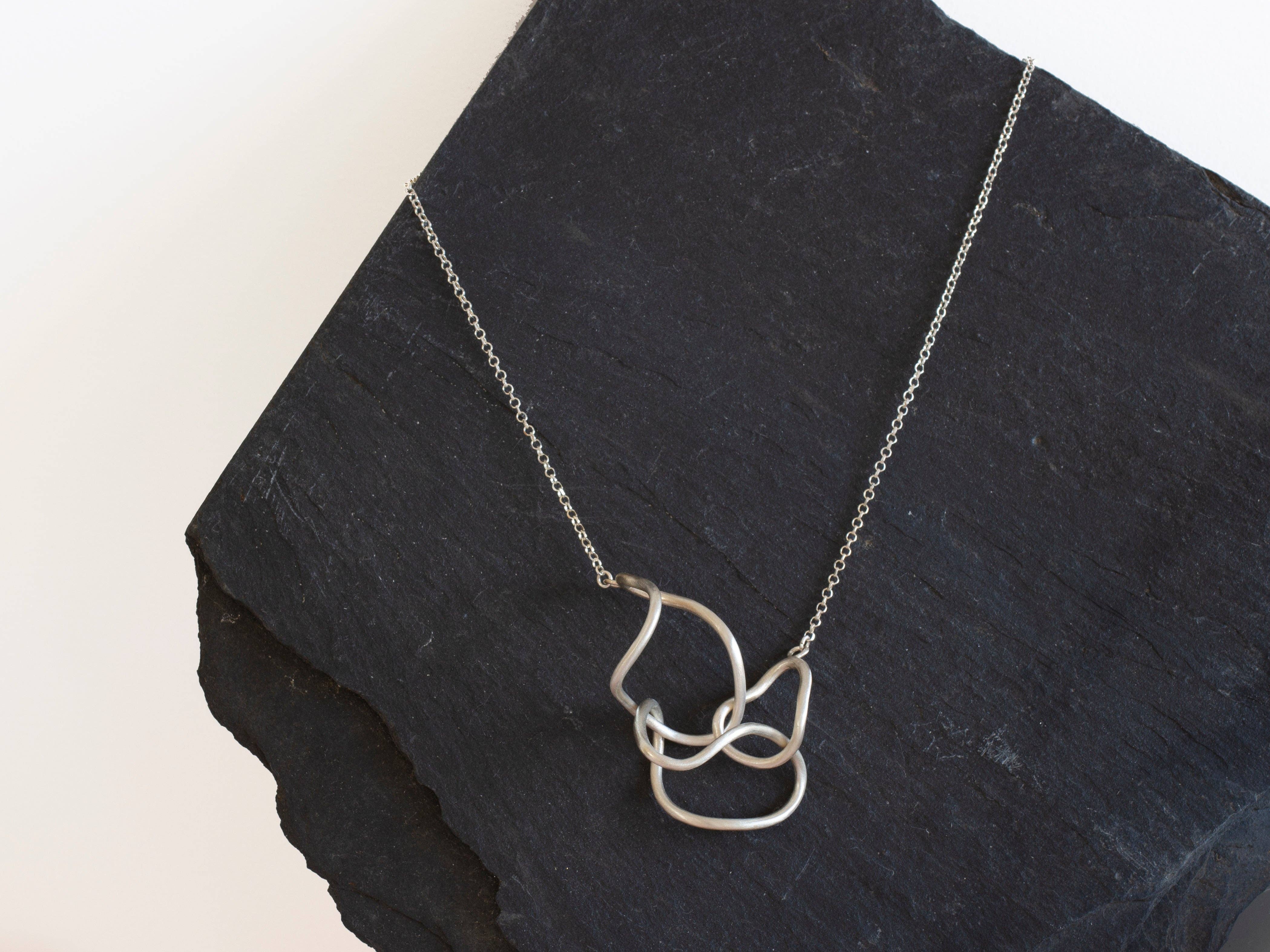 Elina Briede Jewelry – wholesale Hänge-/berlockhalsband – Skulptural länk halsband4