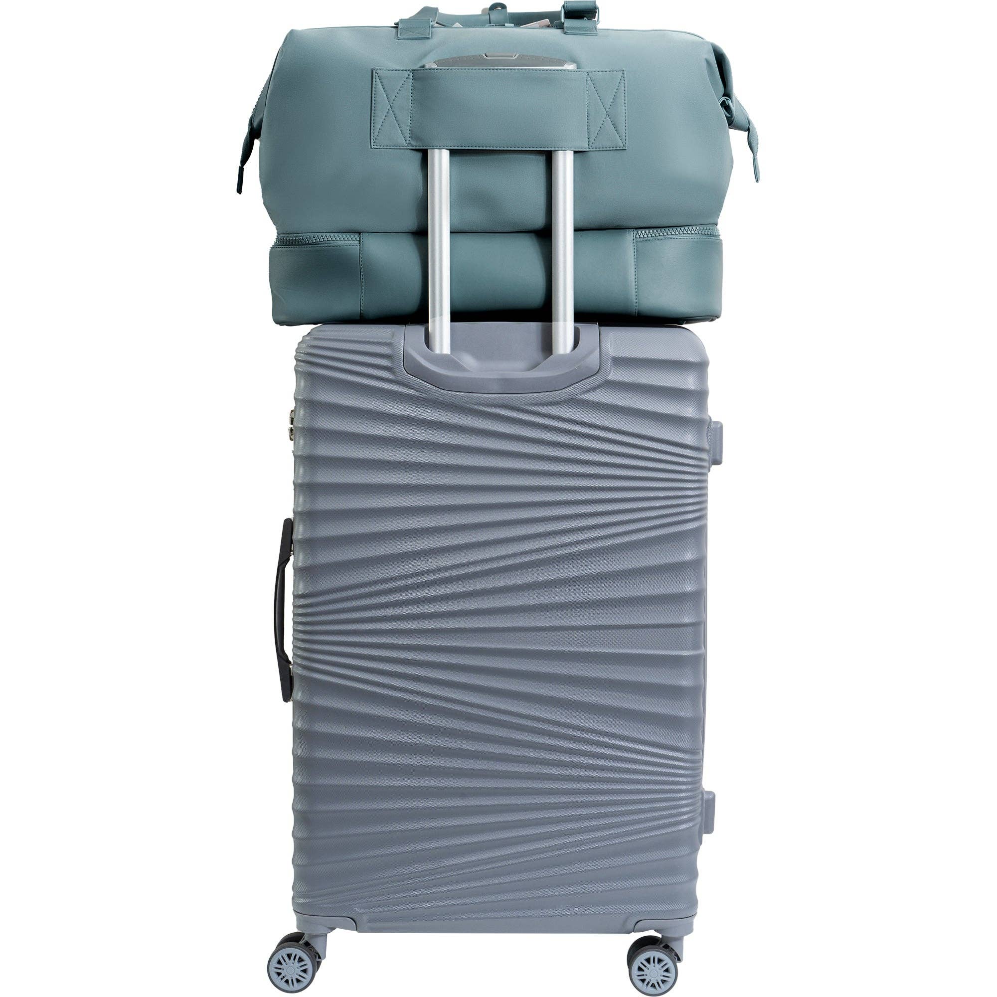 Magid - Wholesale Weekender Bag - Women's - Max Studio Sport Nylon & Faux Leather Drop Bottom Duffel Bag27