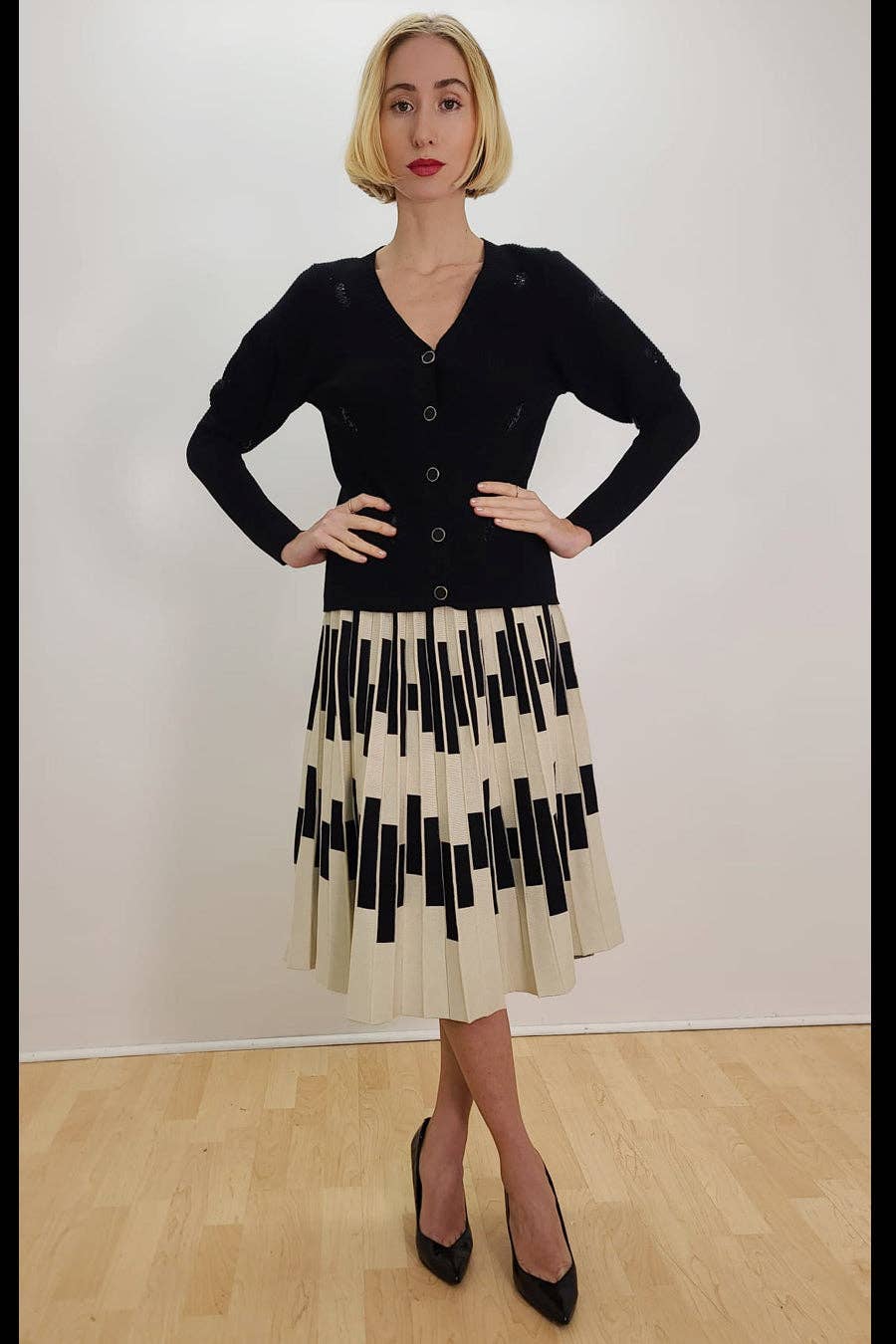 N by Nancy - Wholesale Skirt - Women's - F22032 SKIRT (BLK, MOCHA)1