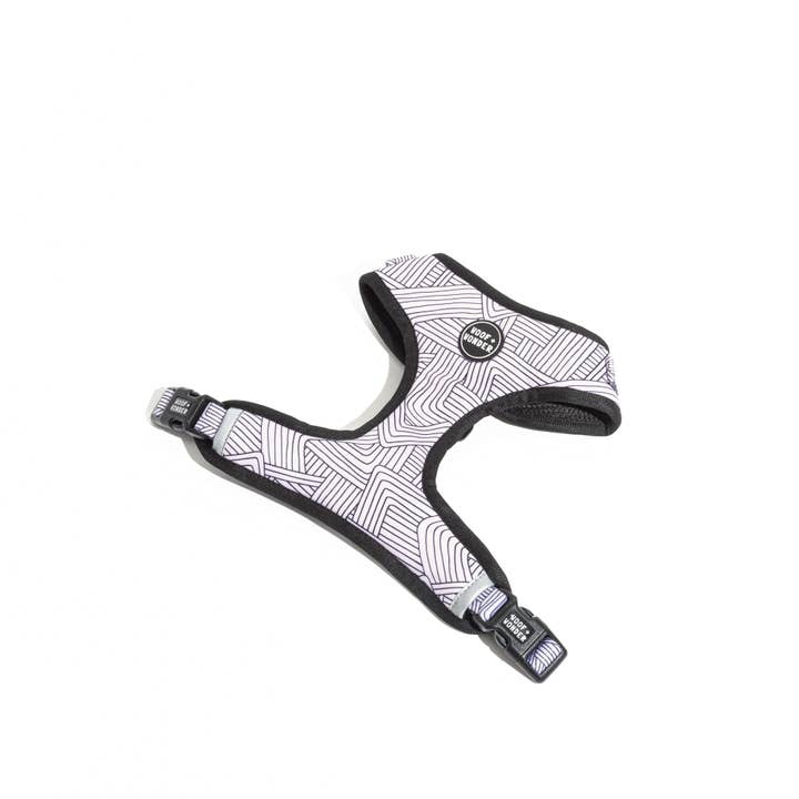 Arnés para perro ajustable minimalista con líneas de rejilla en blanco y negro para venta al por mayor de Woof & Wonder