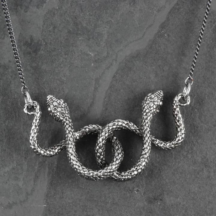 Lost Apostle – wholesale Pendant/charm necklace – Medusa Necklace - Silver