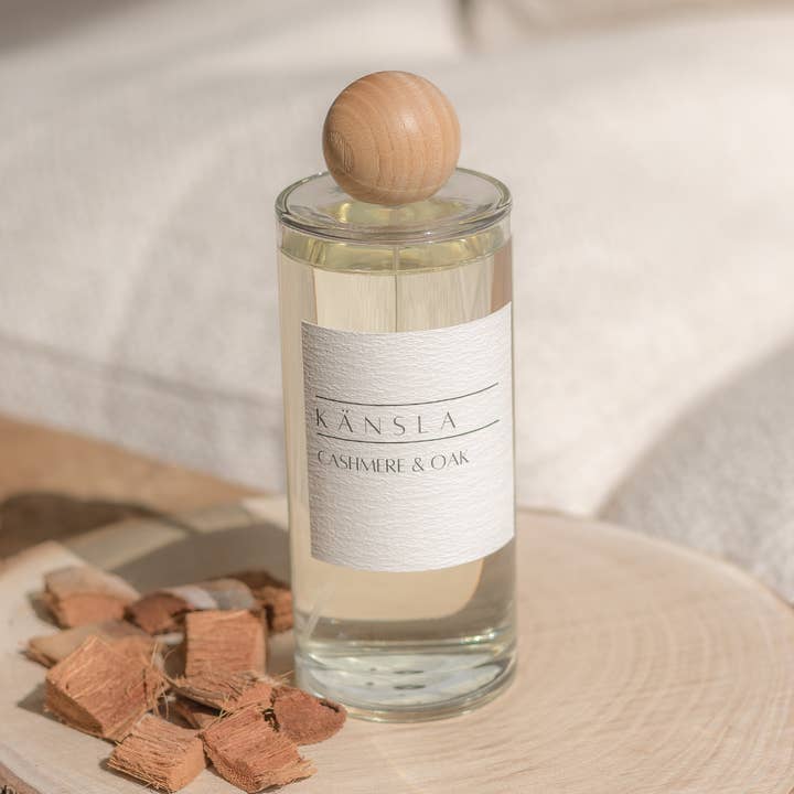 Cashmere & Oak Room Spray for wholesale by kansla