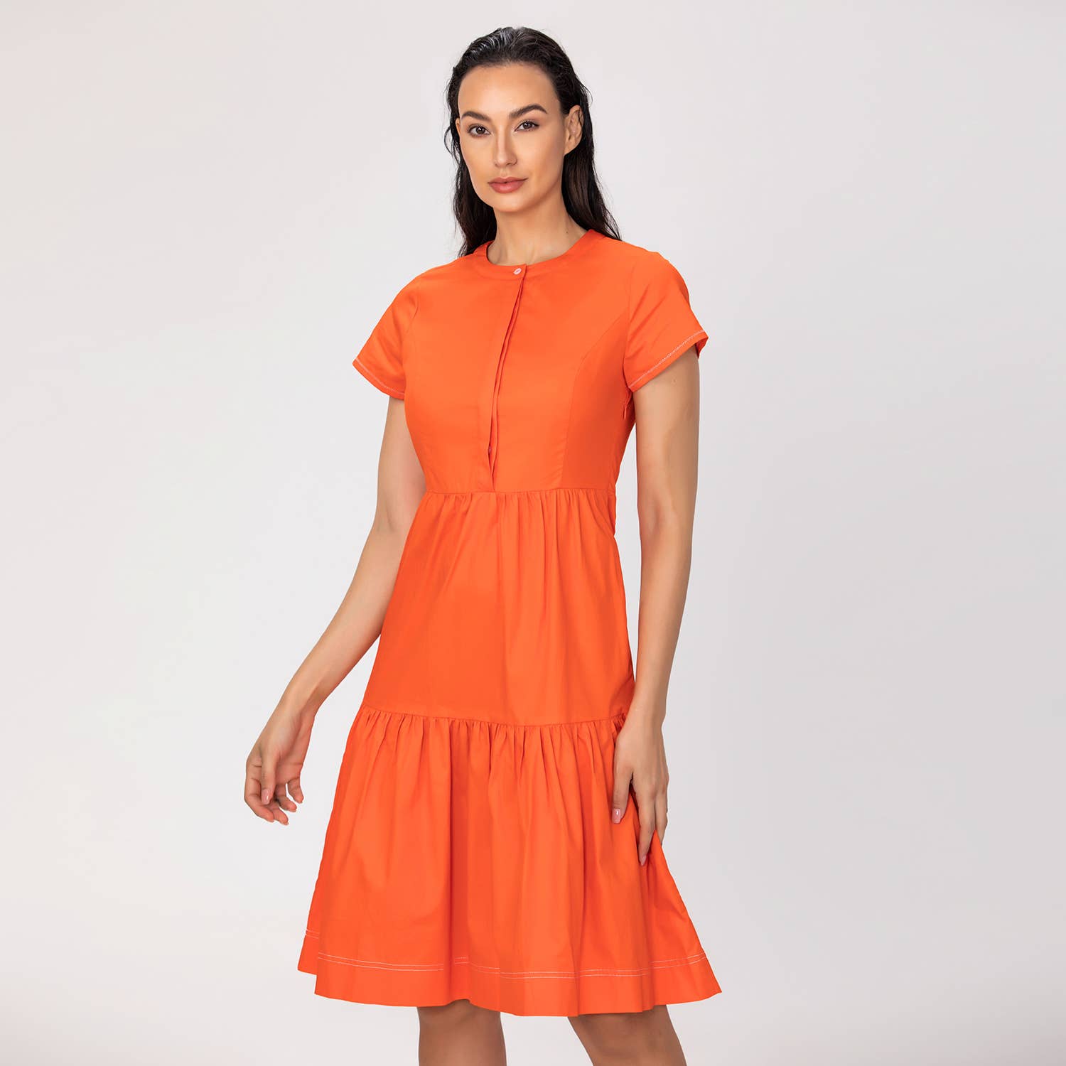 Smart and Joy - Vendita all'ingrosso Vestito - Donna - Abito camicia aderente e svasato in cotone1