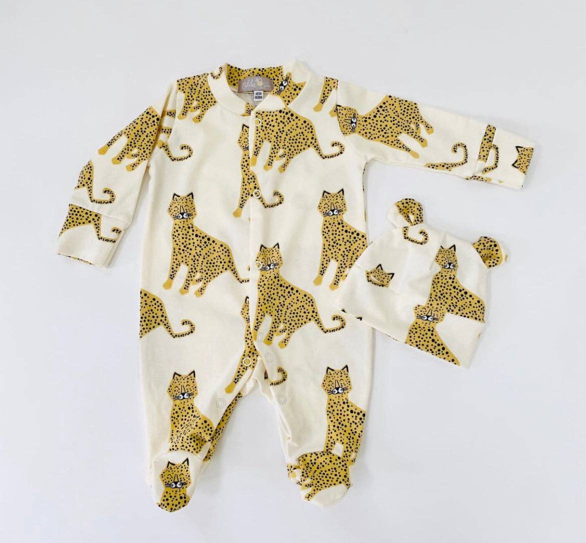Eddie & Bee - Wholesale Jumpsuit - Baby - Eddie & Bee organic cotton Baby sleep suit  in Cream " Happy Leopards " print.1