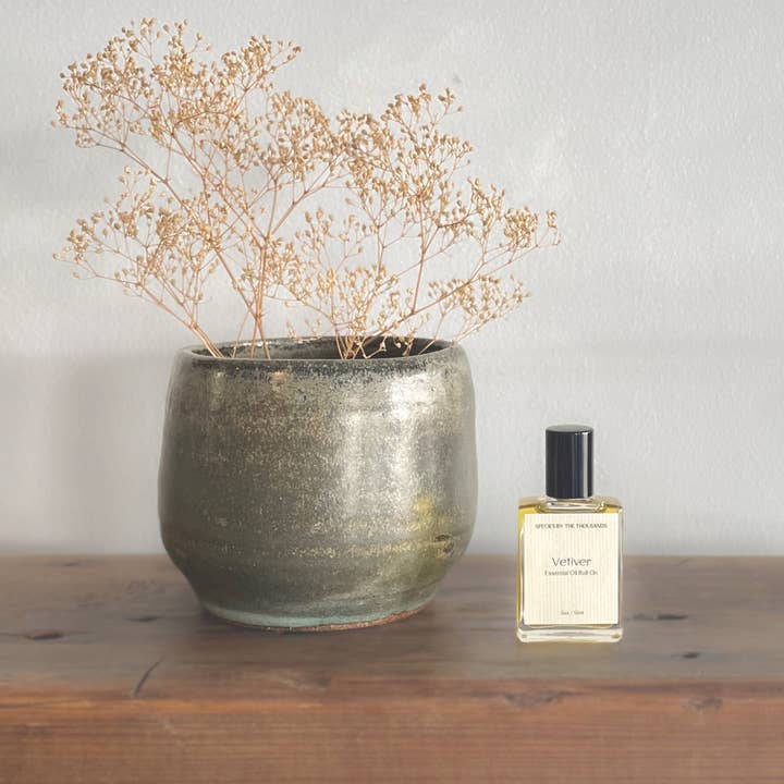 Species by the Thousands - Vente Roll-on aux huiles essentielles - Huile essentielle de vétiver à l'huile essentielle de vétiver