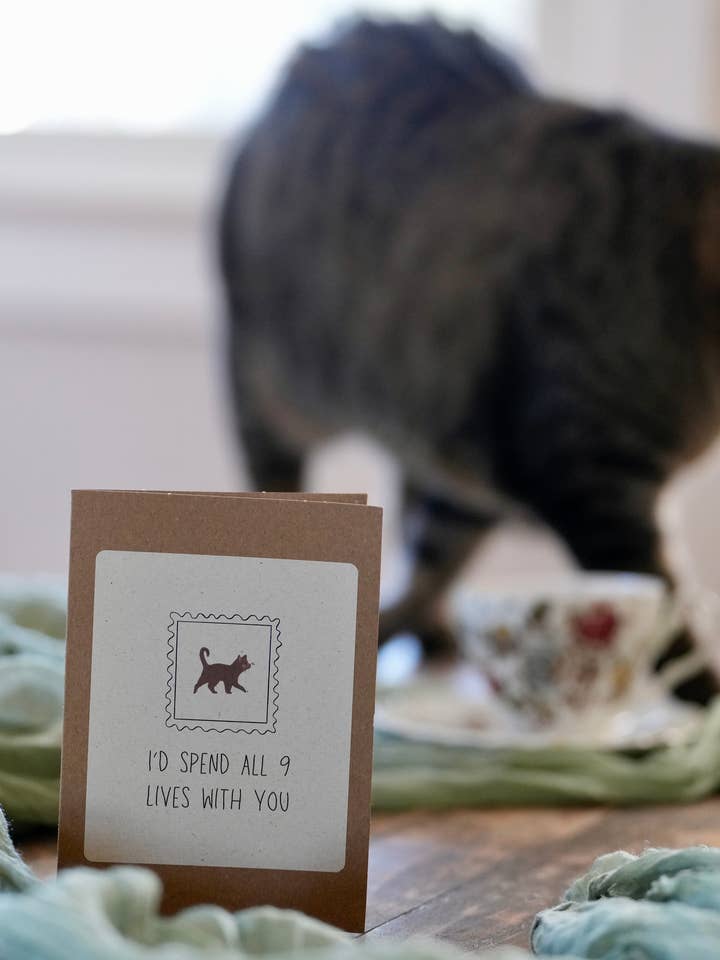 Je passerais mes 9 vies avec toi | Carte de Saint-Valentin | Chat pour la vente par Jean's Apothecare