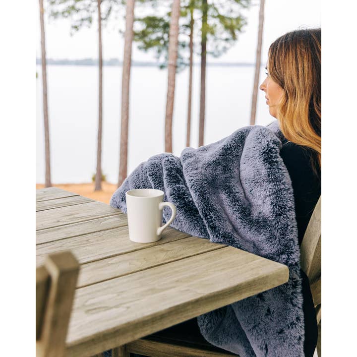 Pretty Rugged - Wholesale Throw Blanket - Waterproof Windproof Outdoor Blanket | Pretty Rugged3