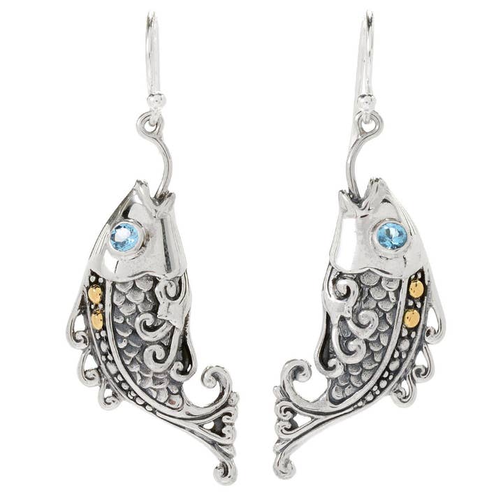 Boucles d'oreilles poisson SS/18k avec yeux en topaze bleue pour la vente par Eli Pebble