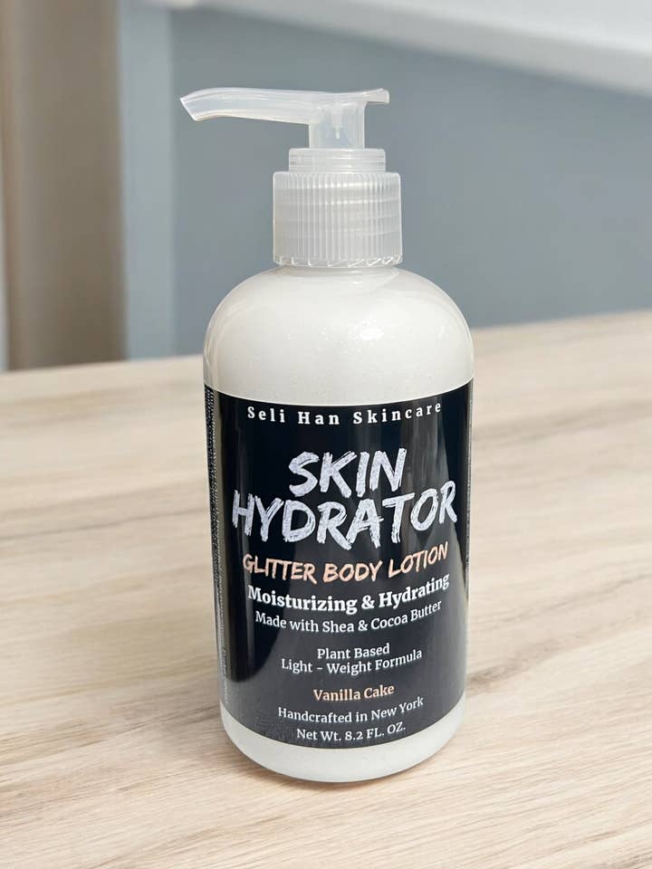 Skin Hydrator - Moisturizing Glitter Body Lotion (vanilla cake) for wholesale by Seli Han Skincare