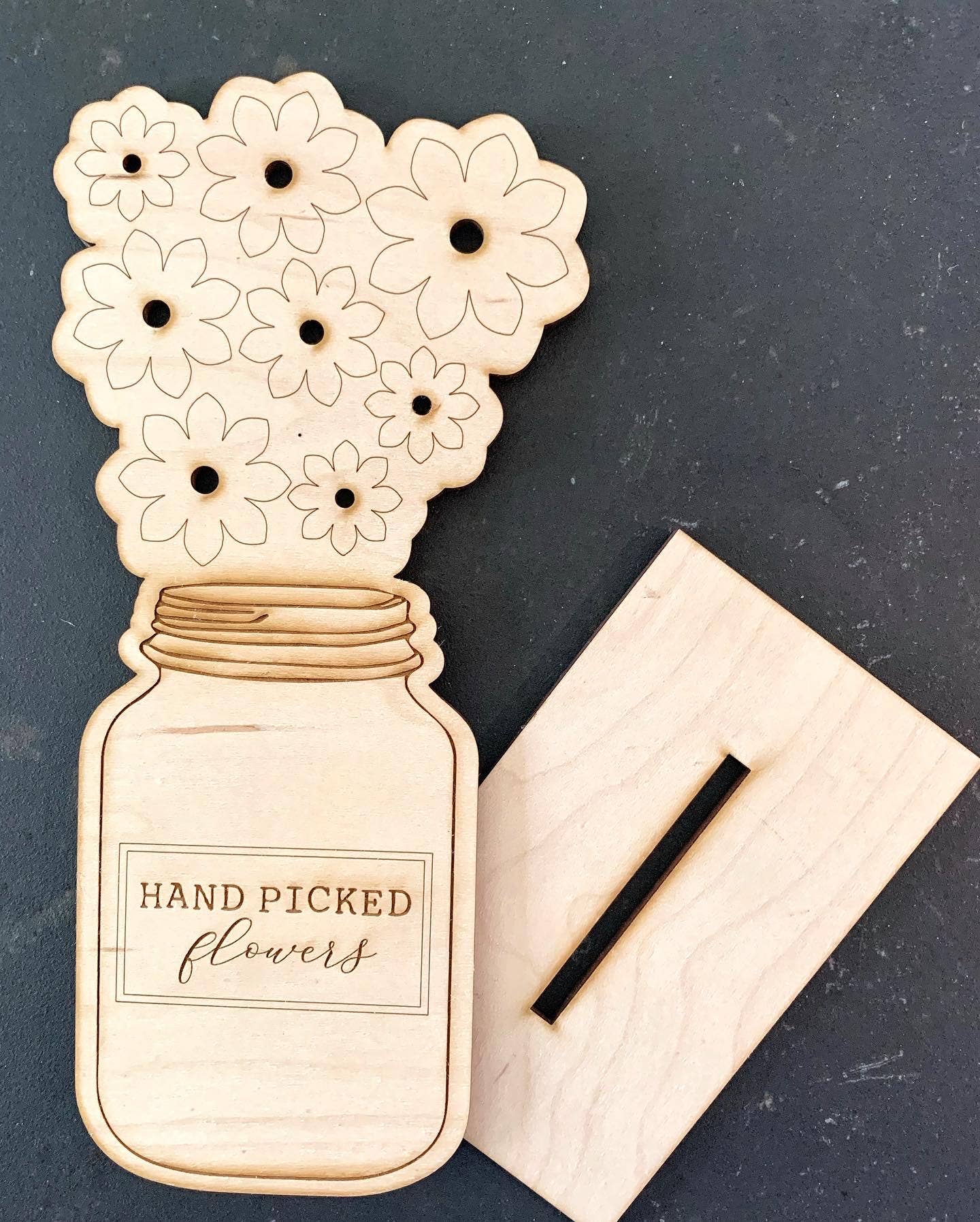 Jordan Station Creations - Wholesale Decorative Tabletop Object - Hand picked flowers4