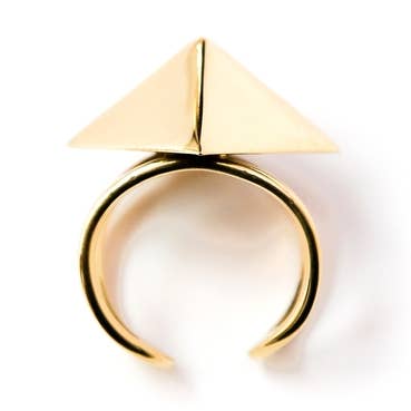PYRAMIS RING för wholesale av Avenue Chic