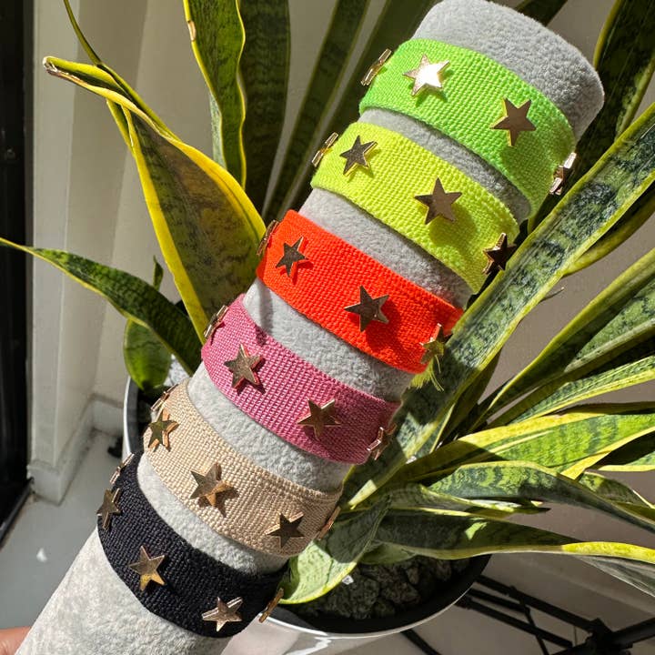 Friendship Star Bracelet for wholesale by E ACCESORIES JEWERLY