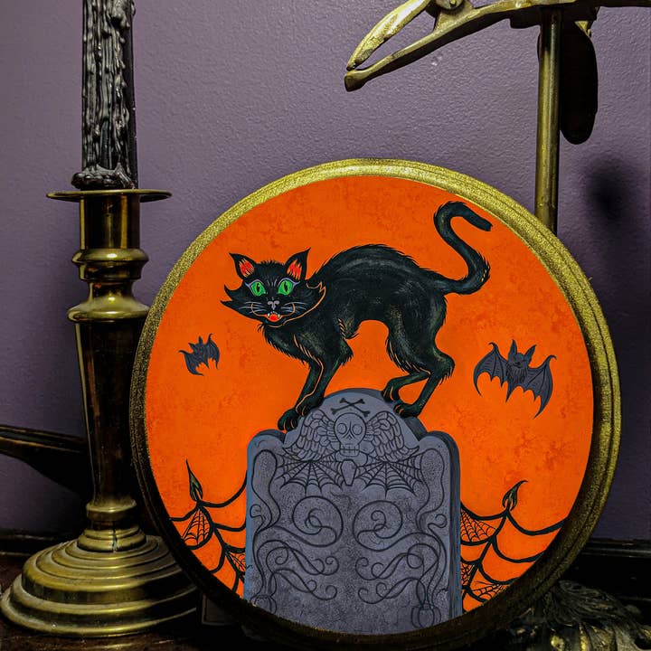 Impression montée sur bois "Chat qui siffle" pour la vente par Meagan Meli Illustration