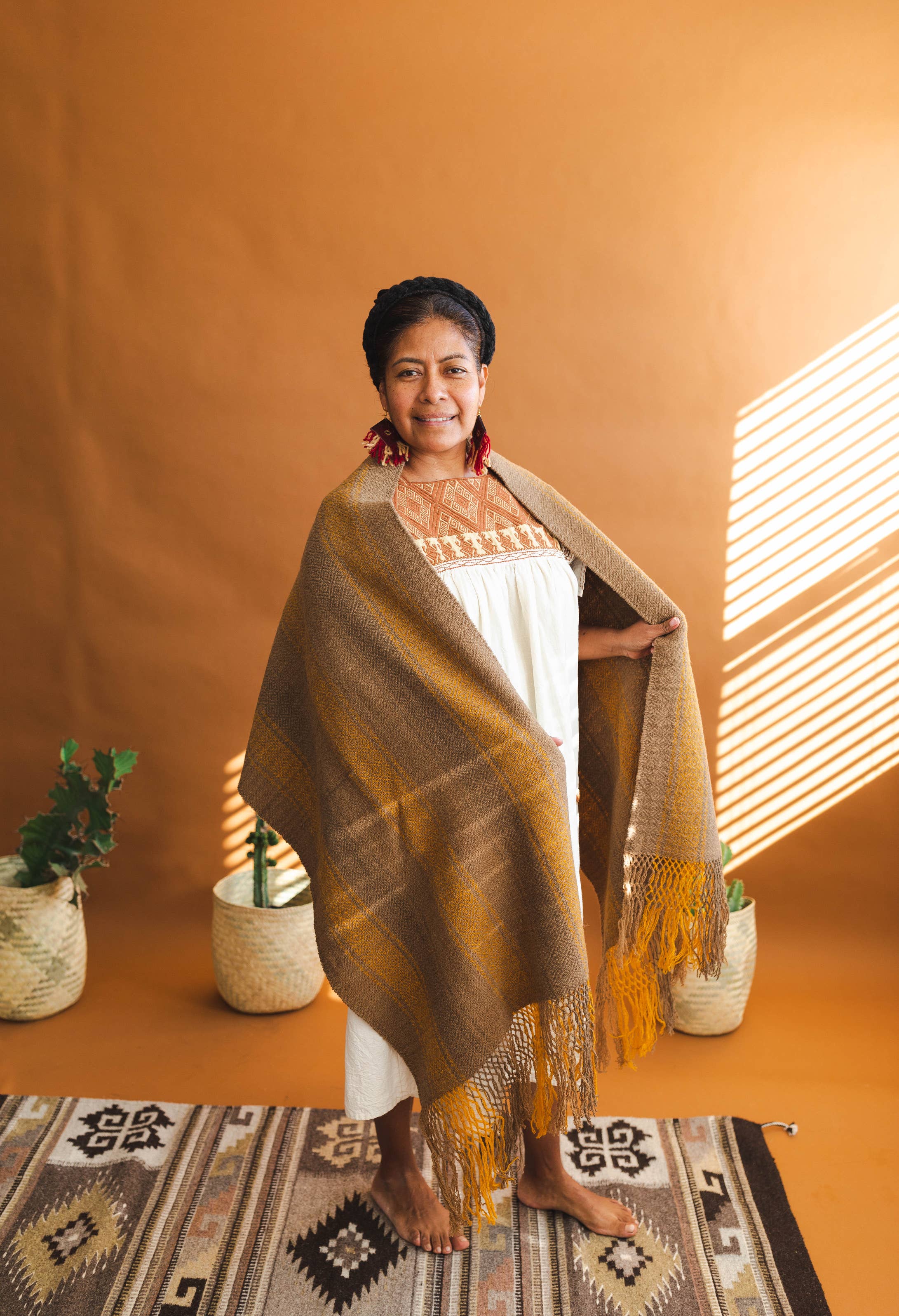 The Zapotec Weavers – Großhandel Schultertuch – Damen – Zapotec Wool Rebozo/Schal, Granatapfelfruchtgefärbt1